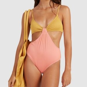 BILLABONG BRAND NEW HI LIFE FREYA ONE PIECE SWIMSUIT SIZE L/12